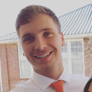 Meet your Posher, Dustin